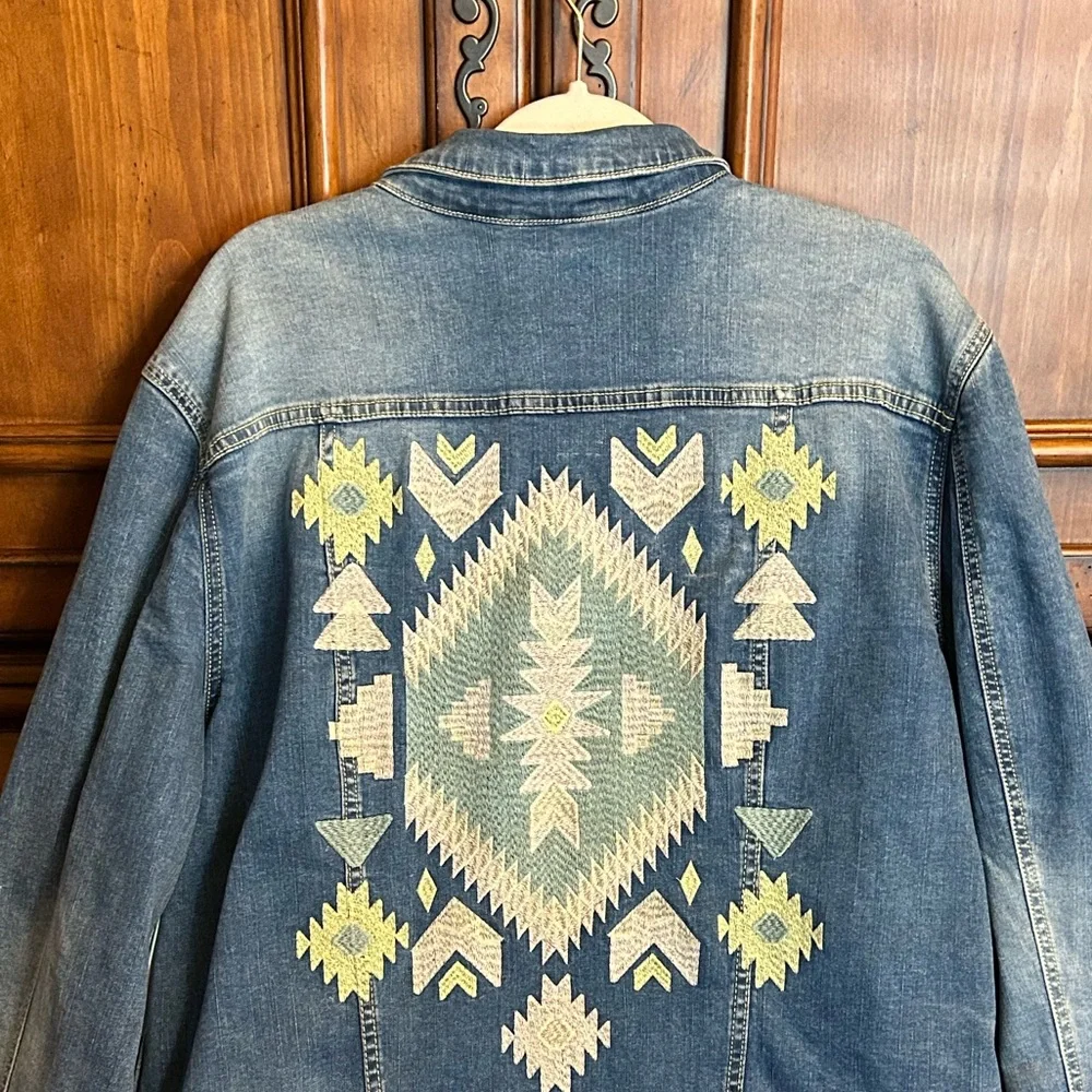 NWT Lularoe Jaxon Southwestern Denim Jacket Size 3X - Picture 4 of 11
